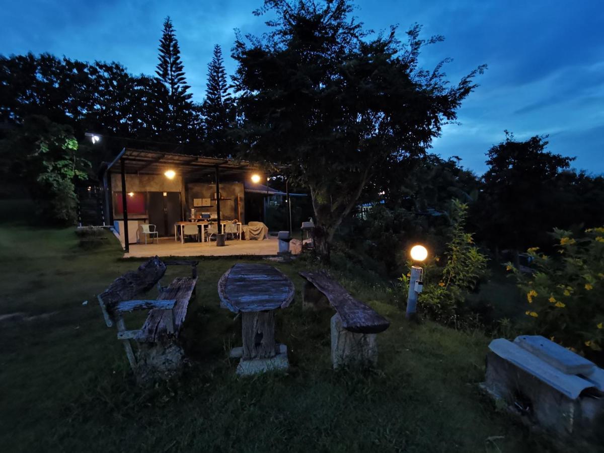 Baan Suan Plearndara Homestay *