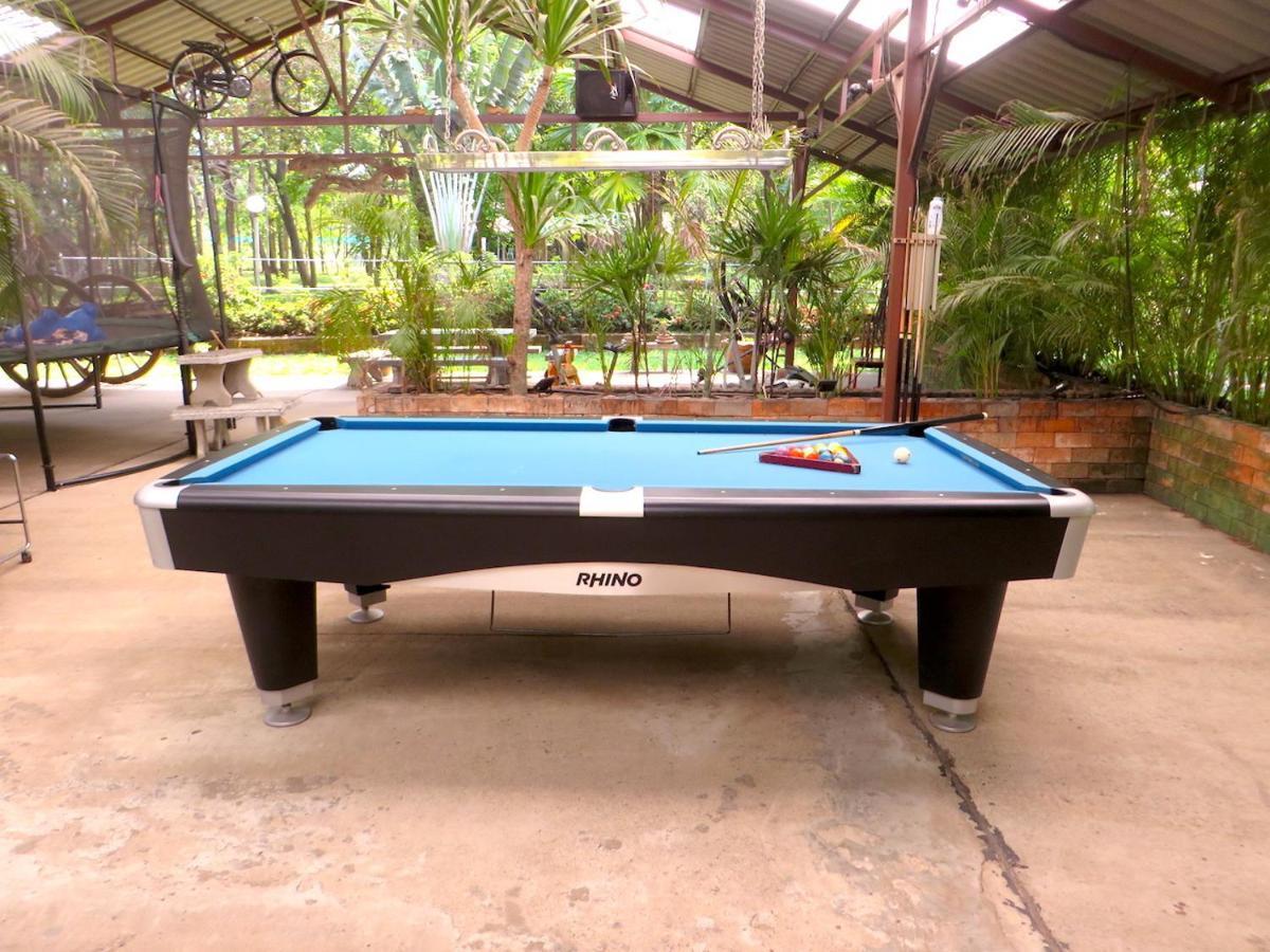 Isaan Perazim Park Resort Roi Et