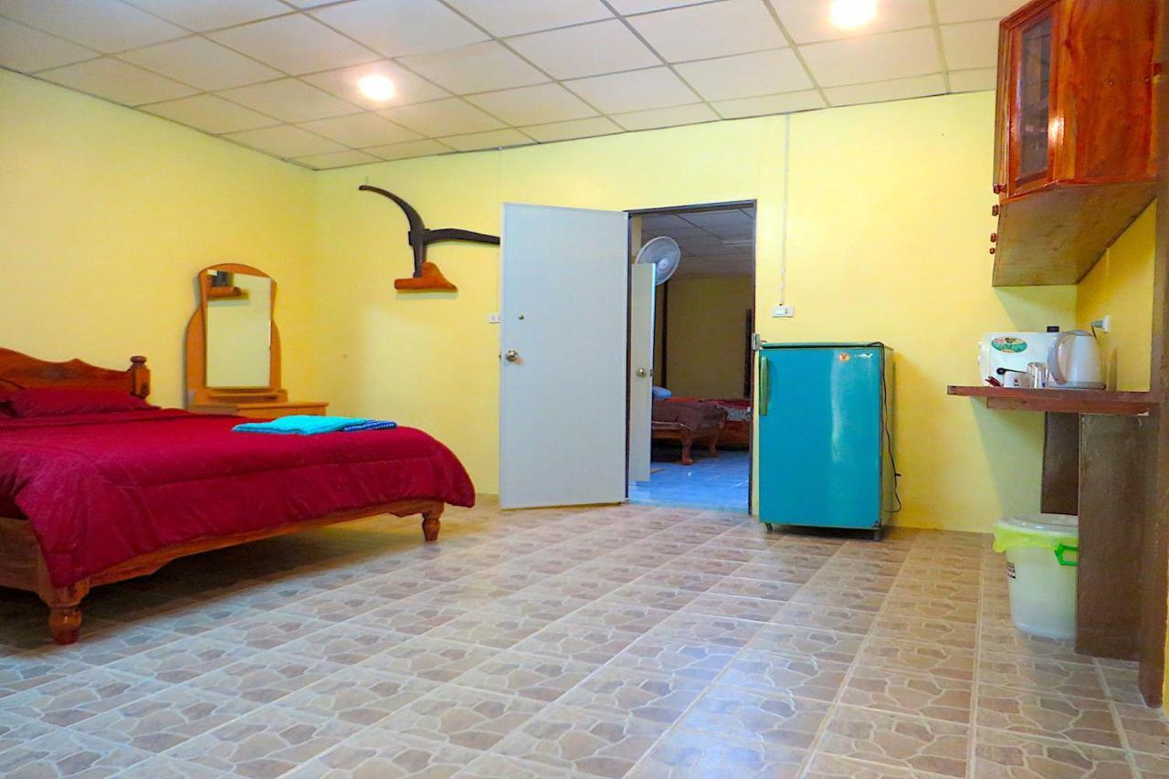 Isaan Perazim Park Resort Roi Et