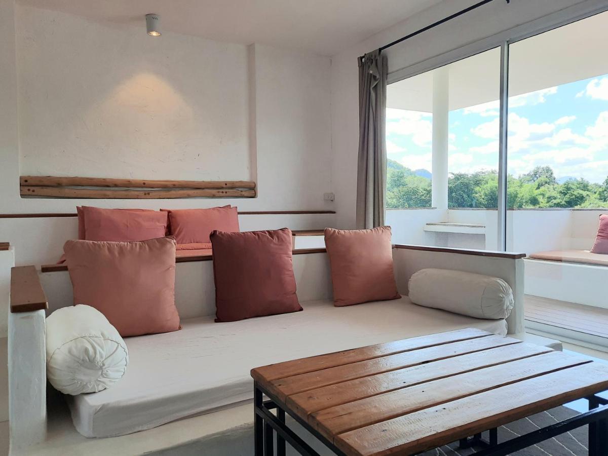 Resort Chasorn Riverside