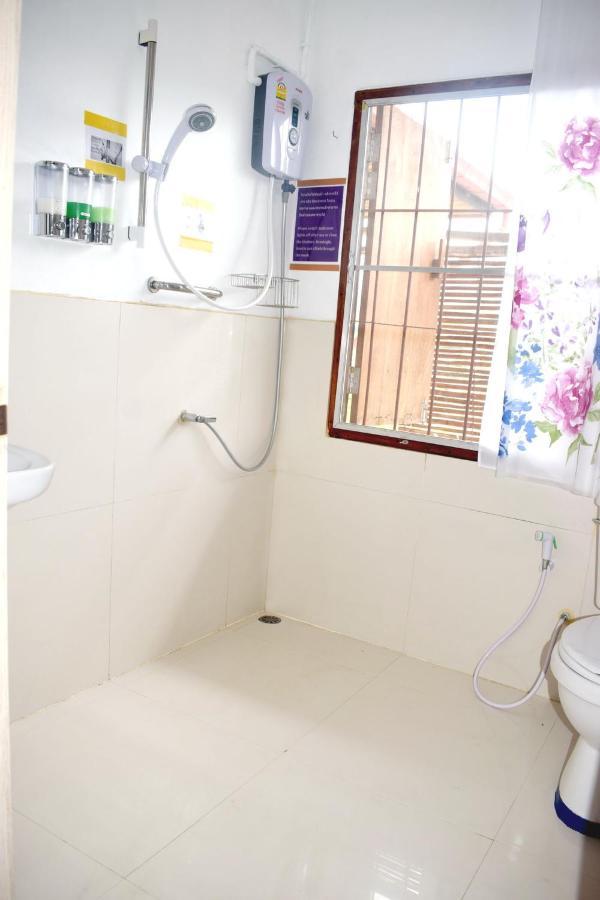 Scenns Guest house *