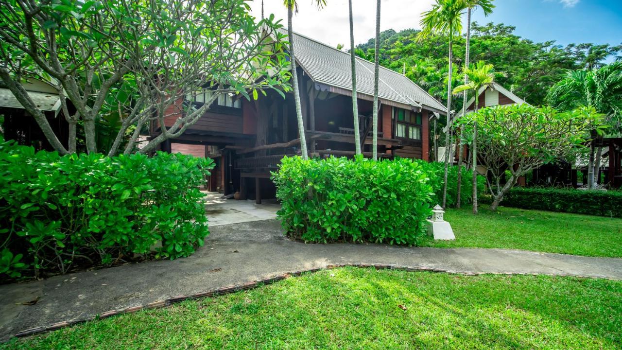 Hotel Baan Thong Ching 4*