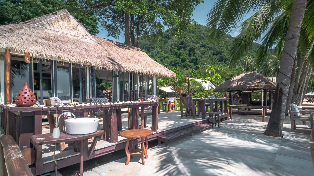 Baan Thong Ching Khanom
