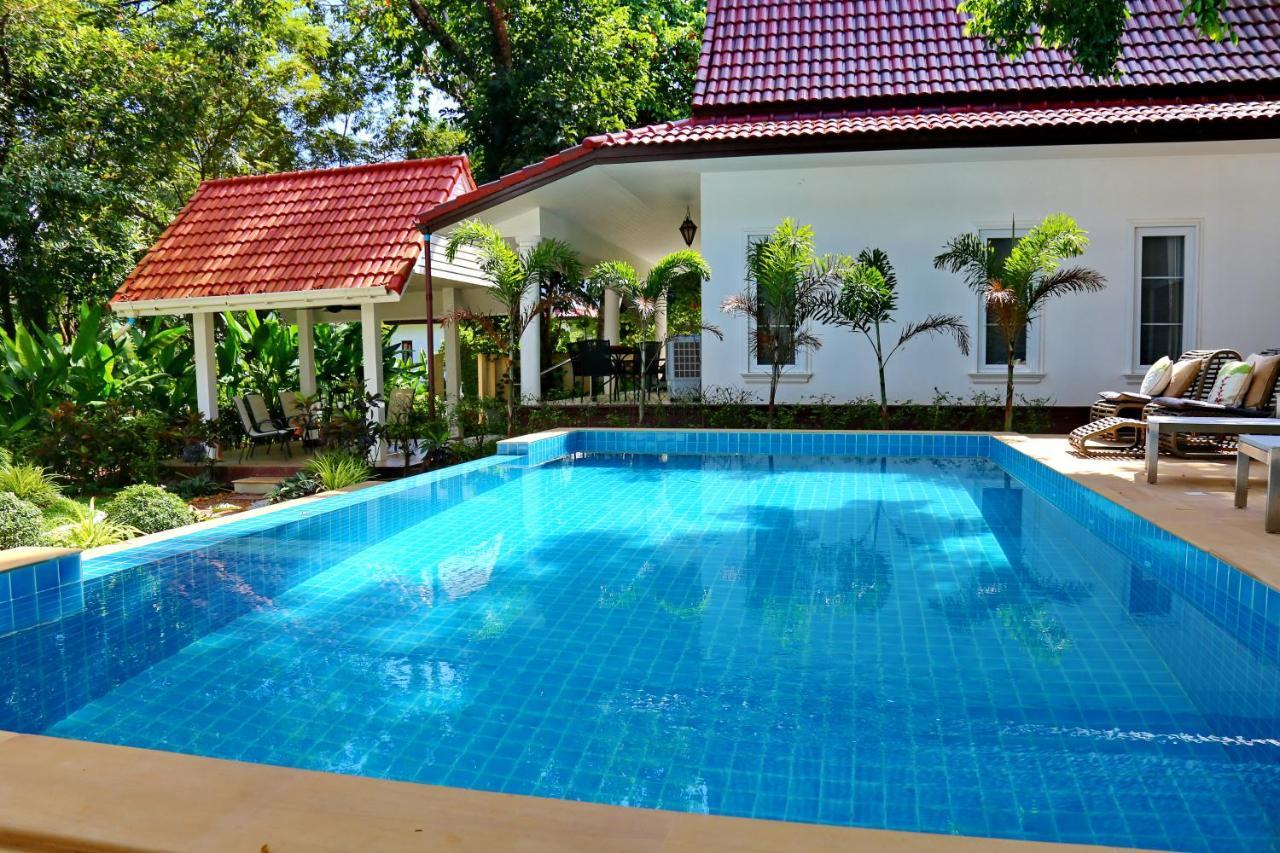 Villa 6 Bedroom With Private Pool And Garden