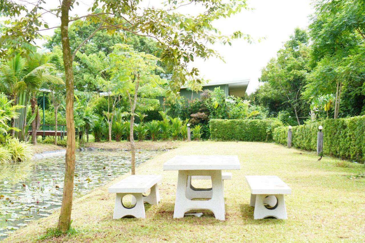 Two * Chanthaburi