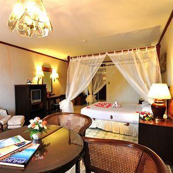 Thavorn Hotel