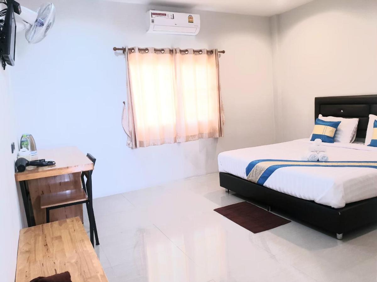 Guest house Chadaporn *