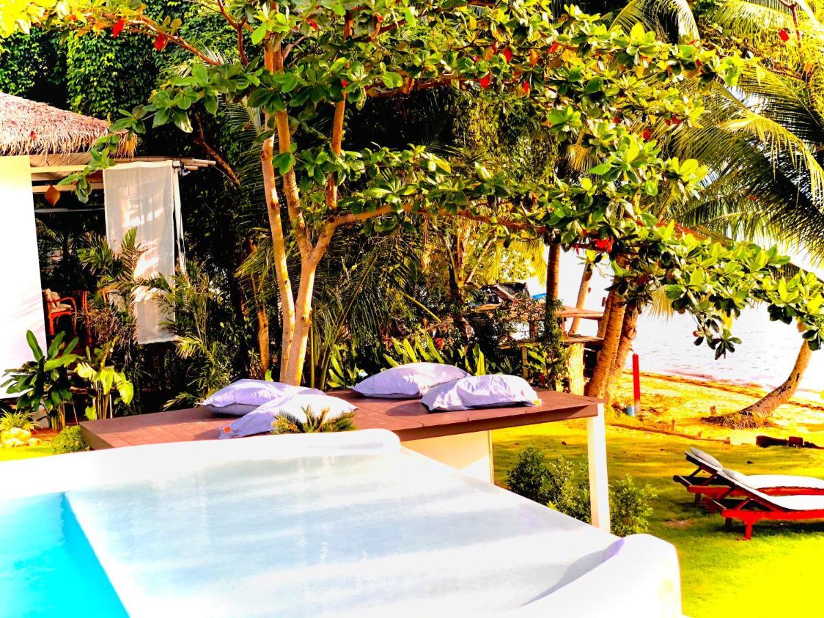 Mangata Boutique Resort *