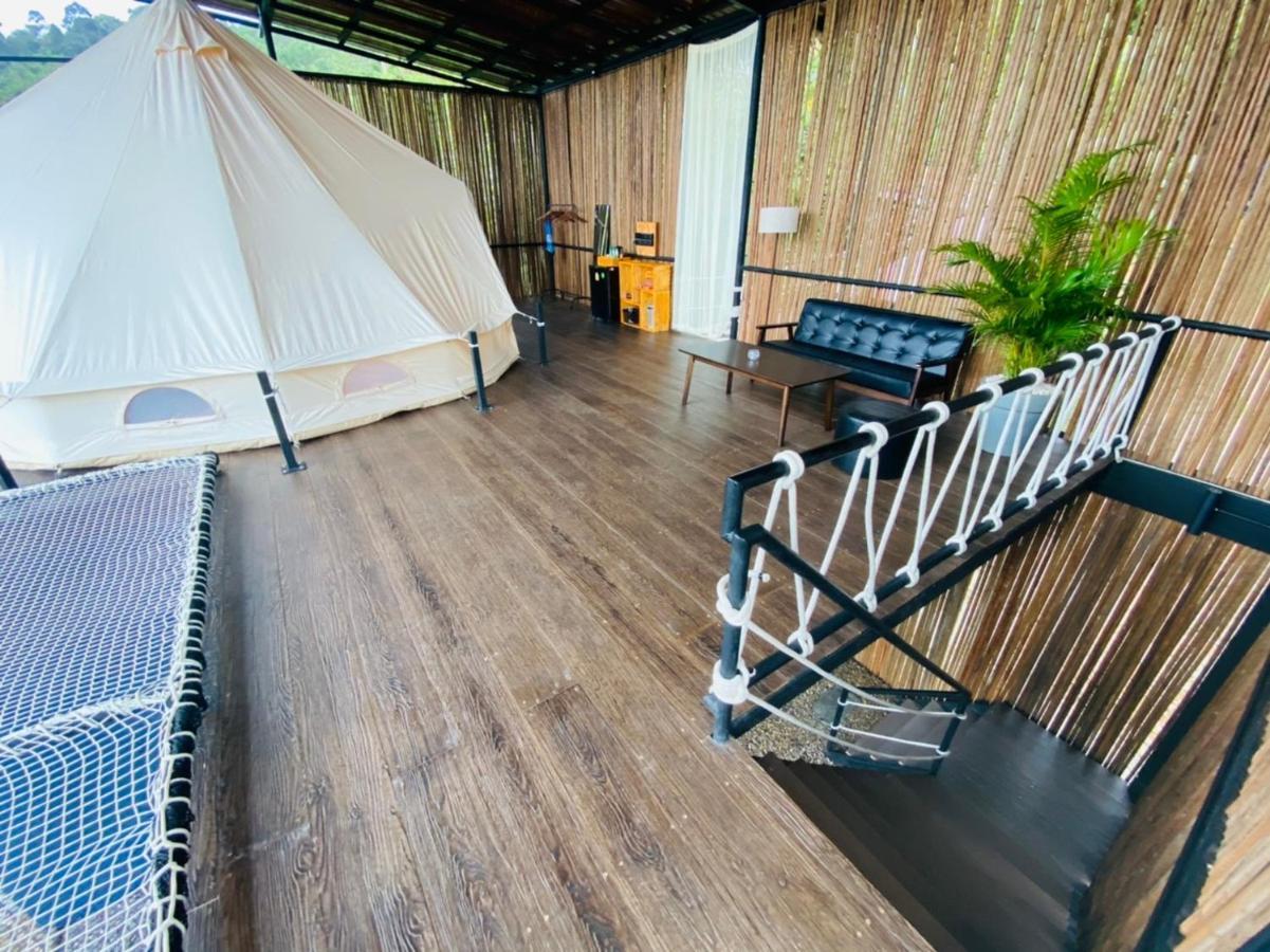 Tanoshi Glamping In Khao Sok Luxury tent
