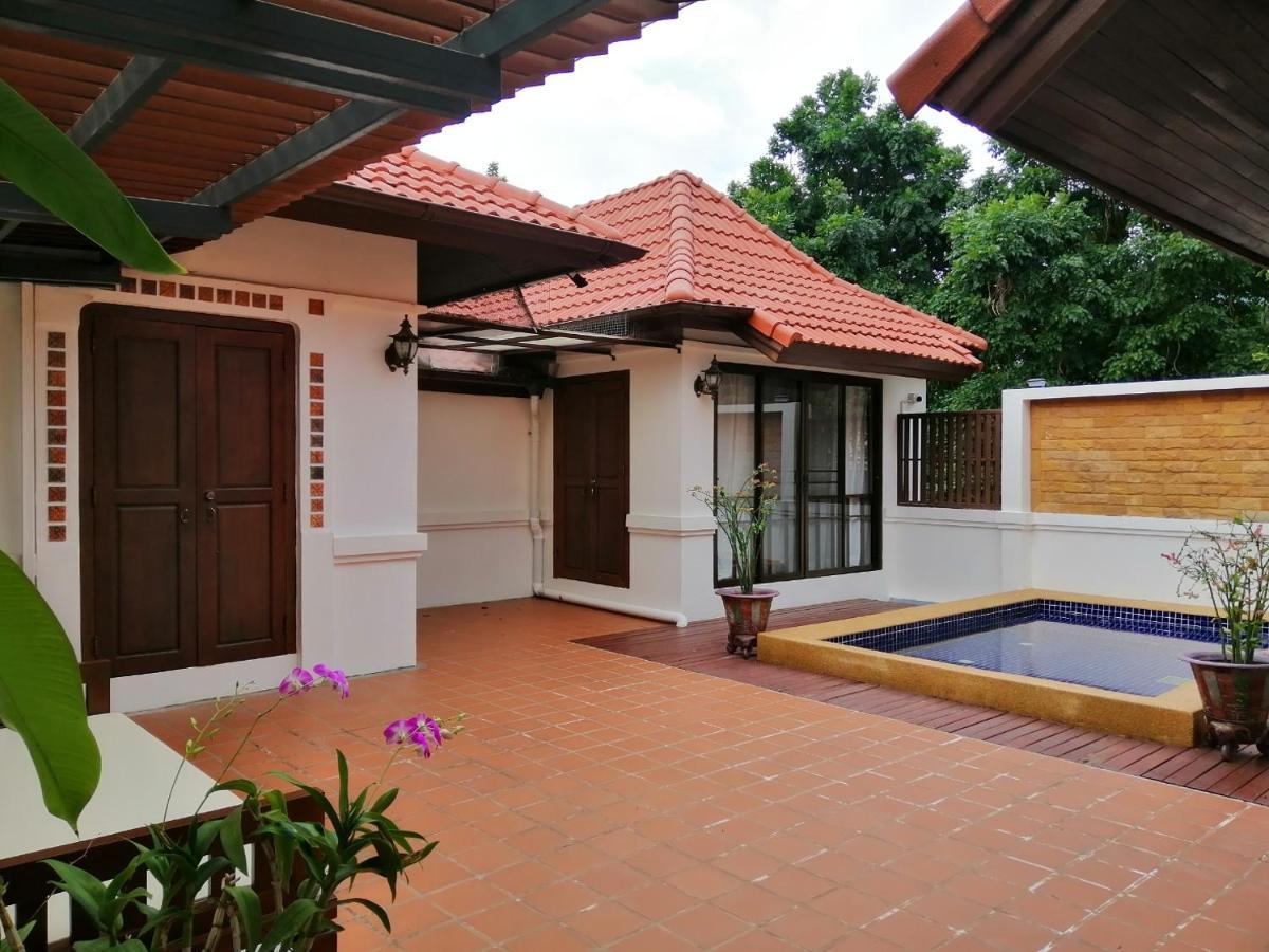 Casa Khaoyai Bed & Breakfast *
