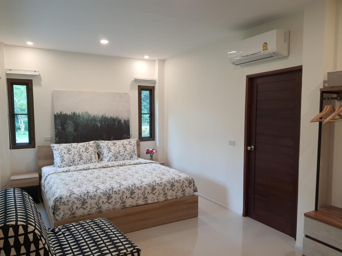 Casa Khaoyai Bed & Breakfast