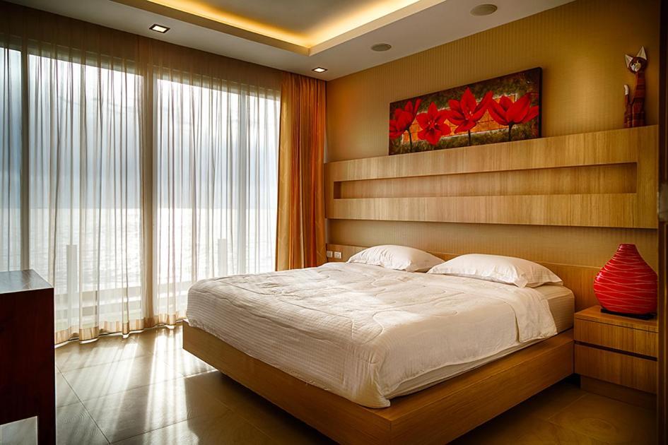 Apartment Paradise Ocean View Front In Pattaya