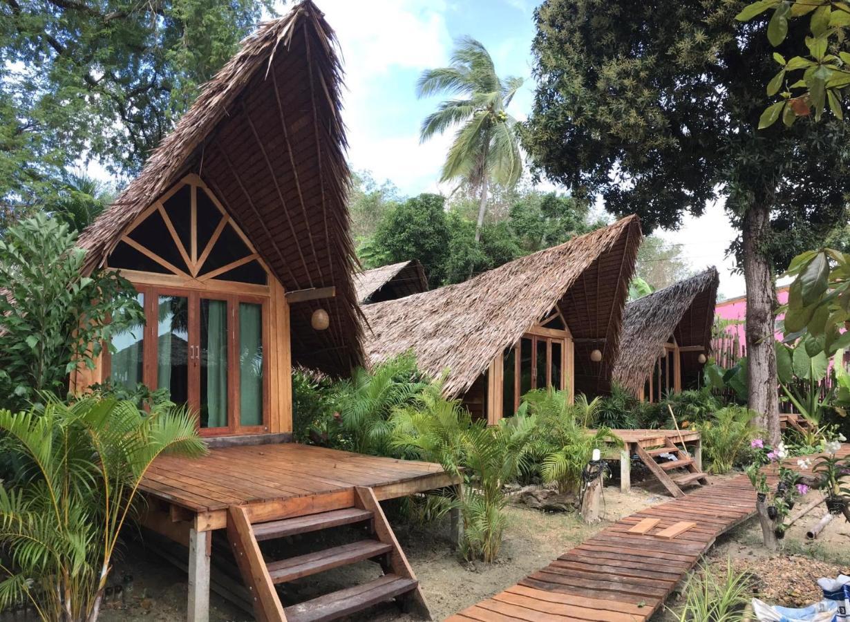 Lodge The Tropical Koh Mook