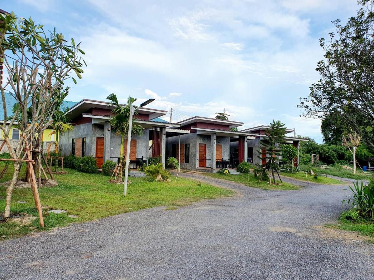Resort B-tel Chomthong Chiang Mai Chom Thong