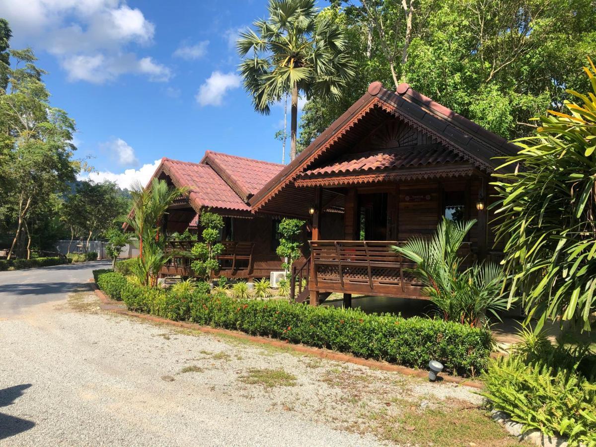 Ban Suansin Resort Phang Nga