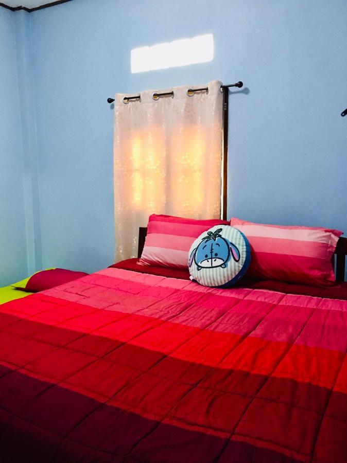 บ้านเรือนทอง Holiday home Chiang Khan