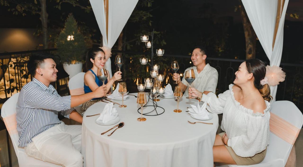Hotel La Miniera Pool Pattaya - Small Luxury Of The World Nong Prue