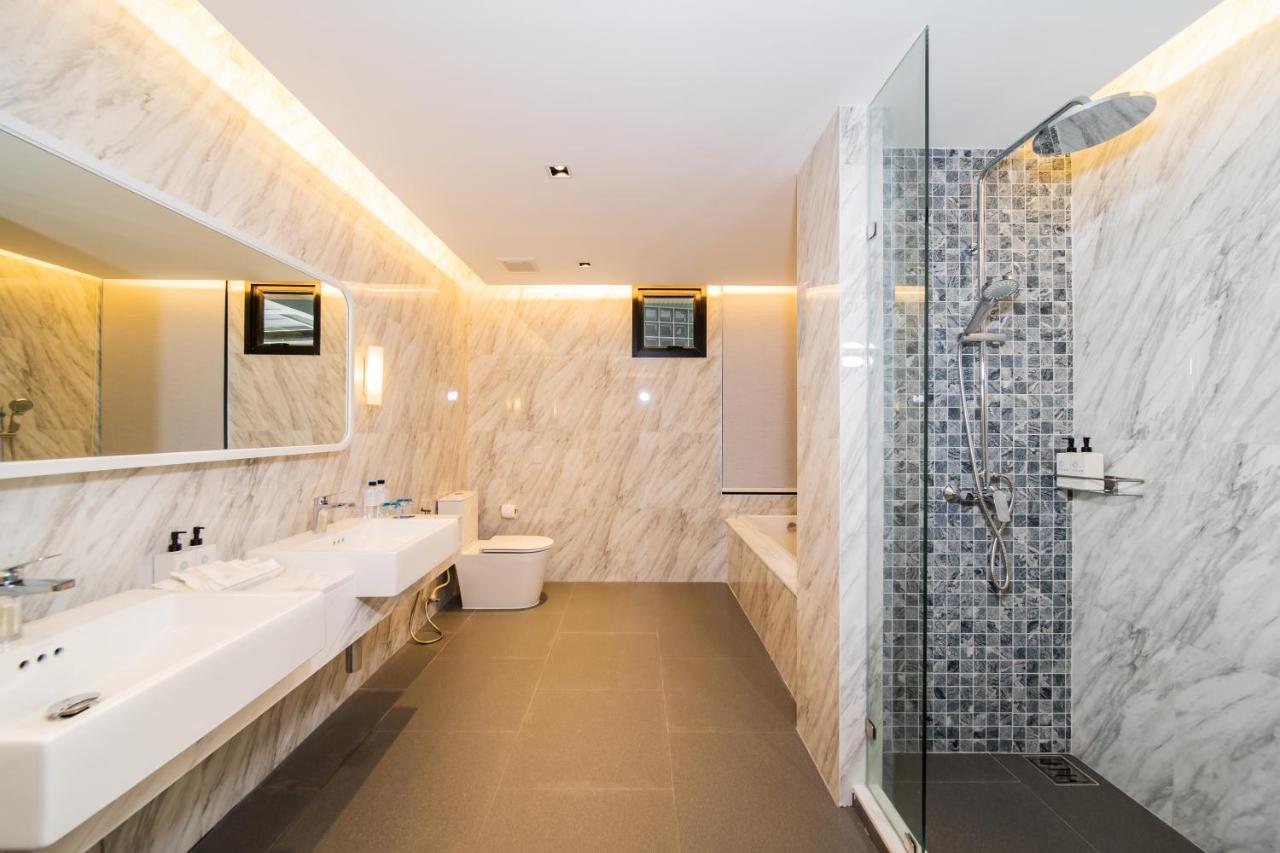 Kram Hotel