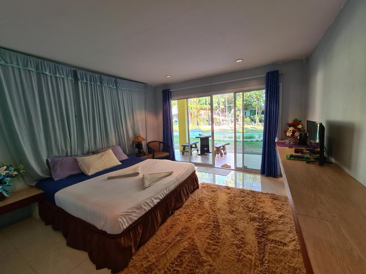 Resort Phutawan 2*