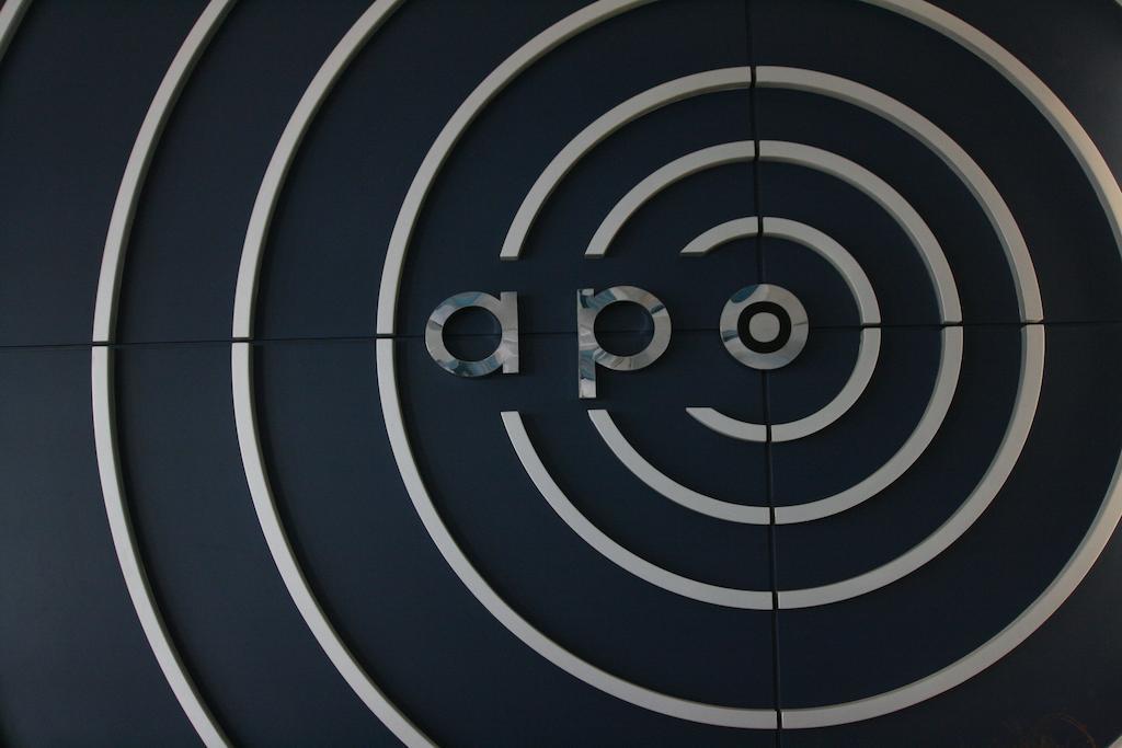Apo 3*