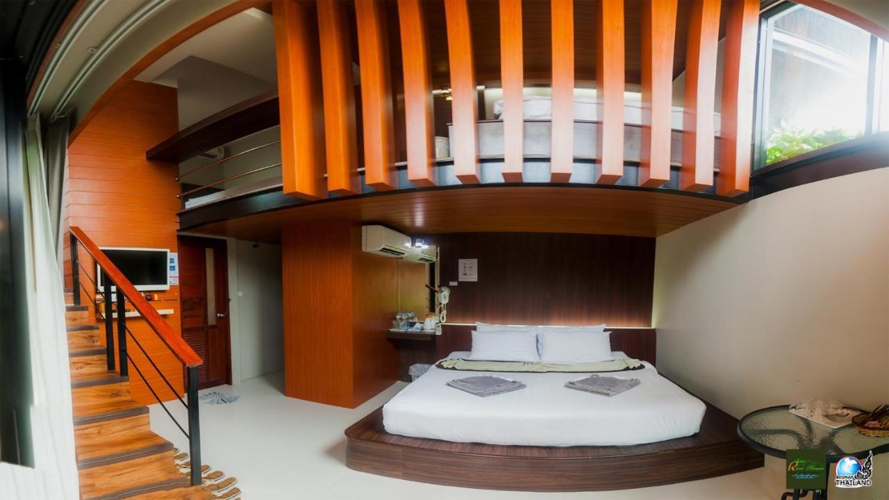 Ricci House 3*