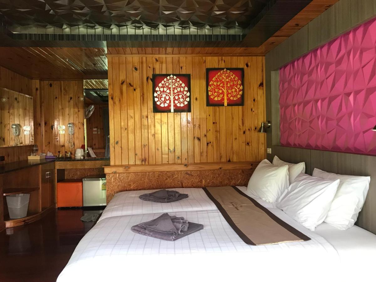 Ricci House 3*