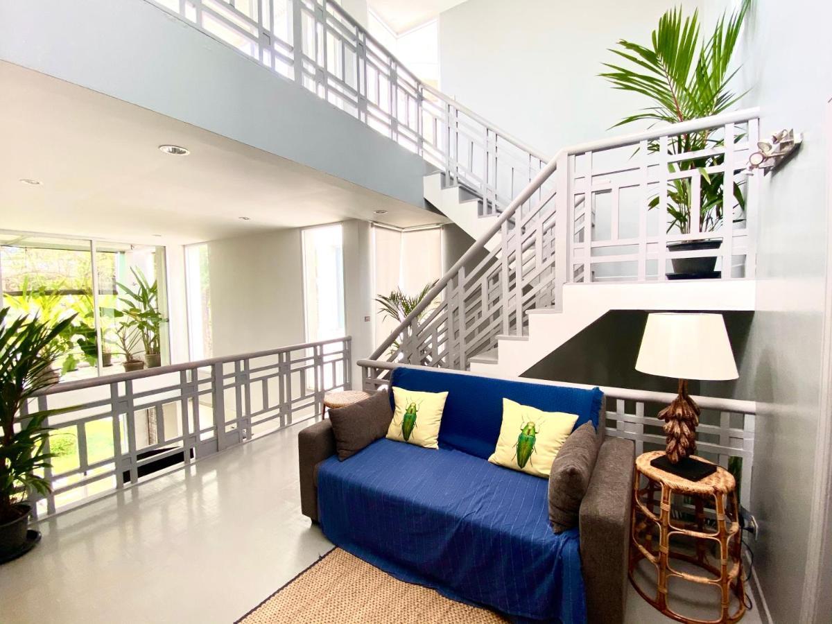 Natural -front Samet House With Pool *