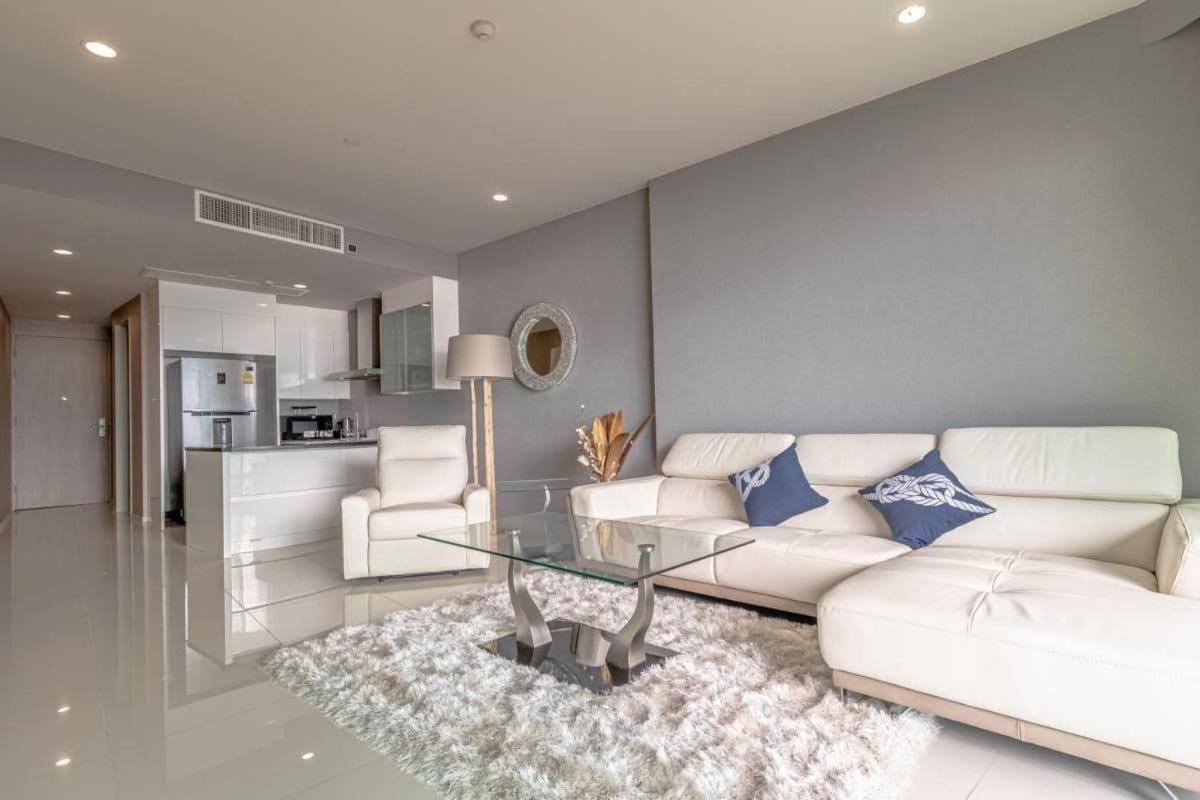 Movenpick Pool Villas And Wsb Residences X Gsg Na Chom Thian