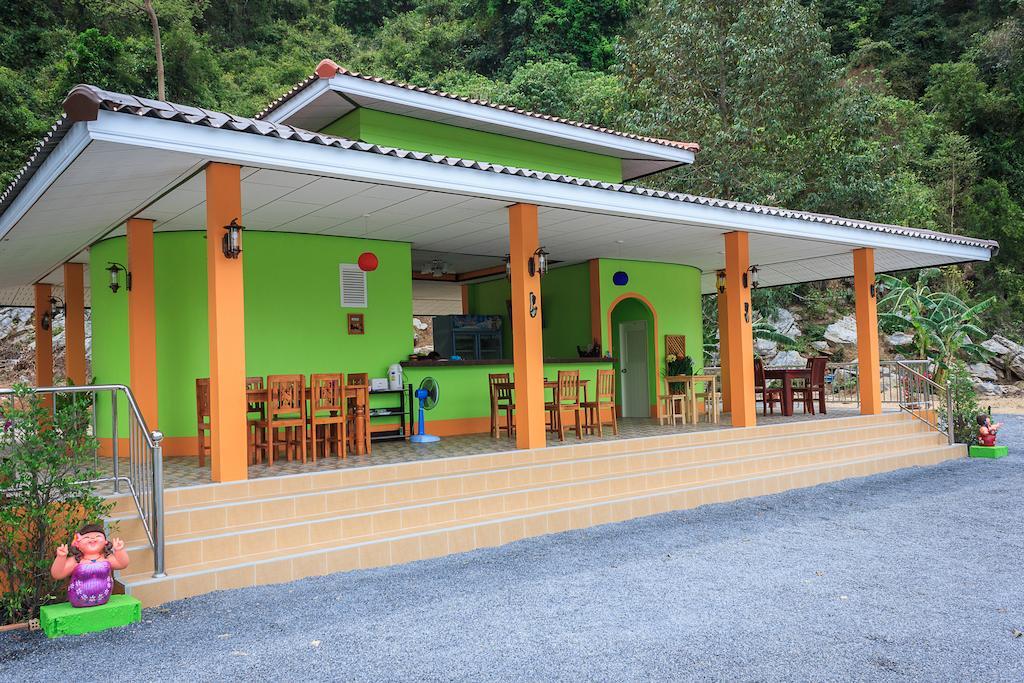 Chaison Hill Resort