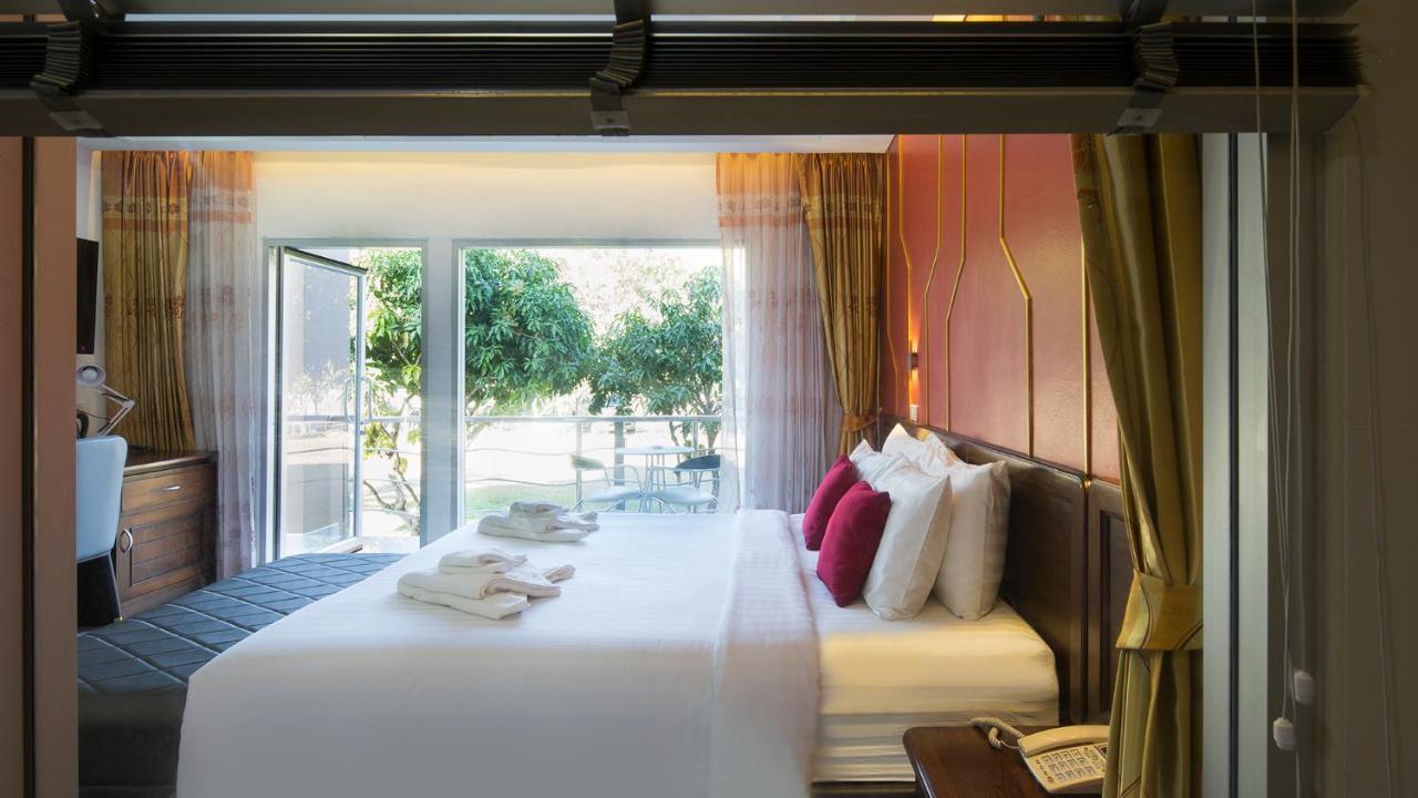 Araya Hotel 3*