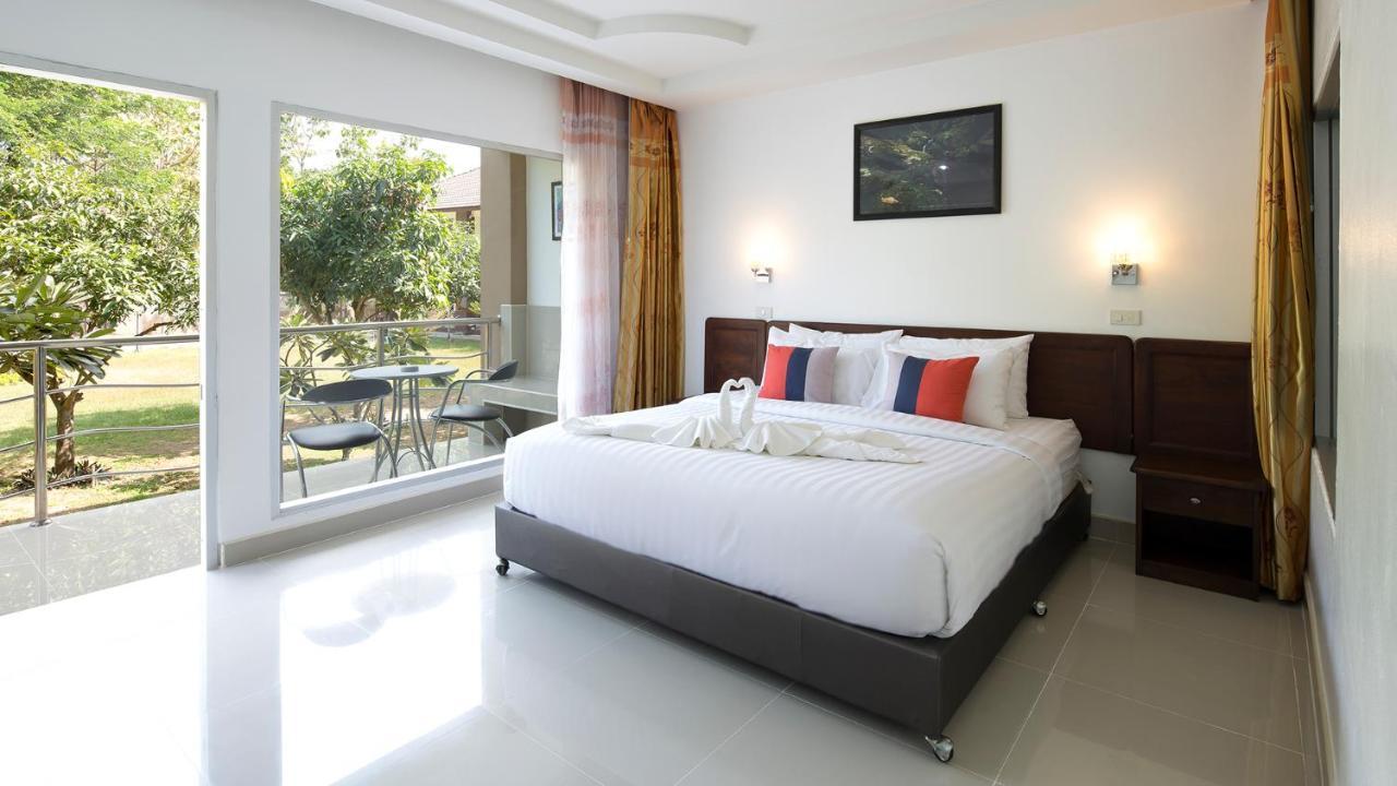 Araya Hotel Uttaradit