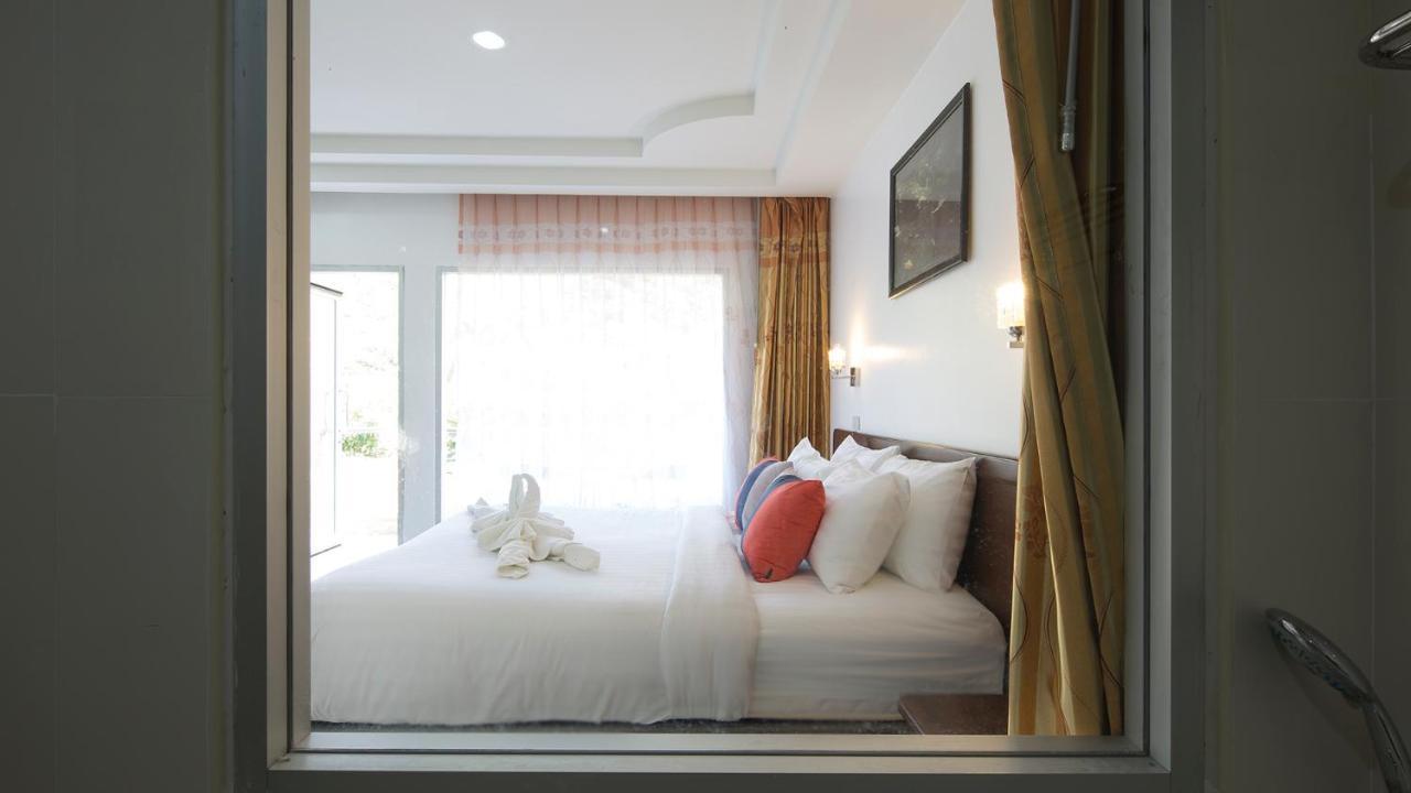 Araya Hotel