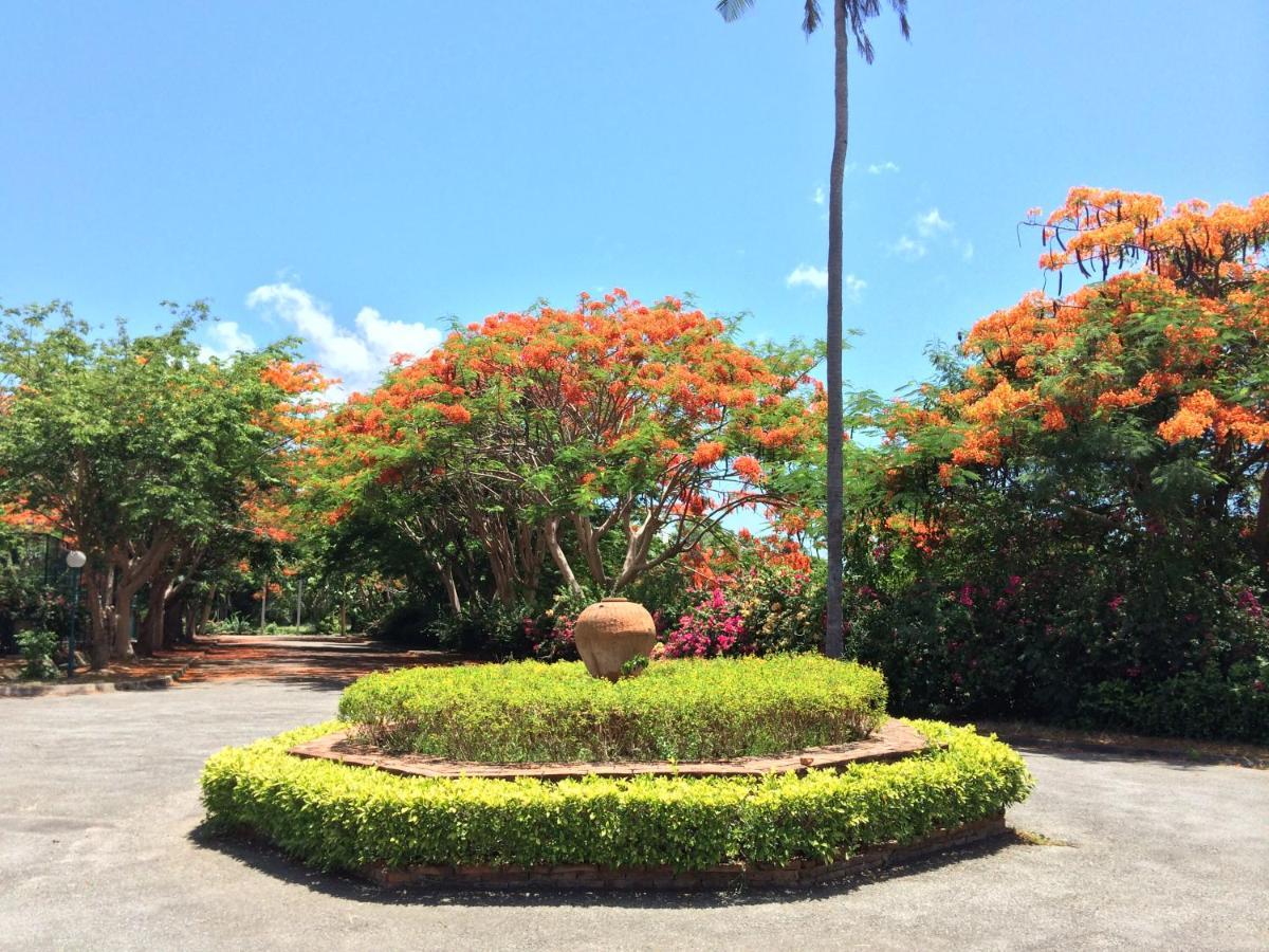 Tamarind Villa Bang Sare