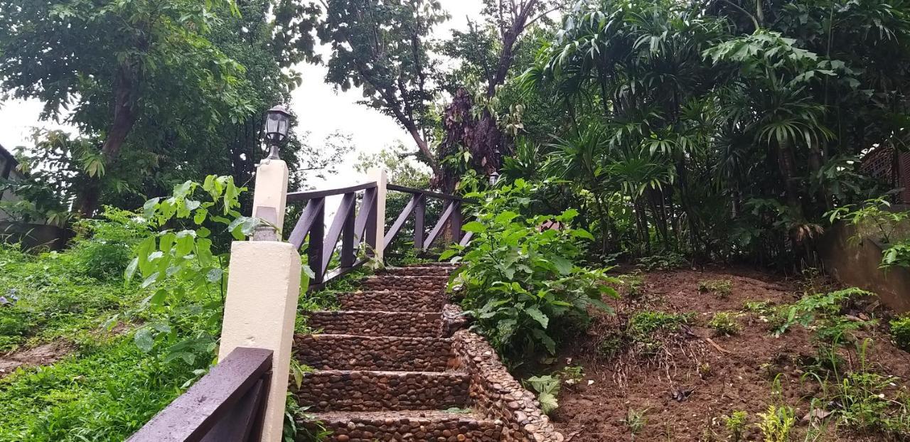 Ratmanee House Resort 2*