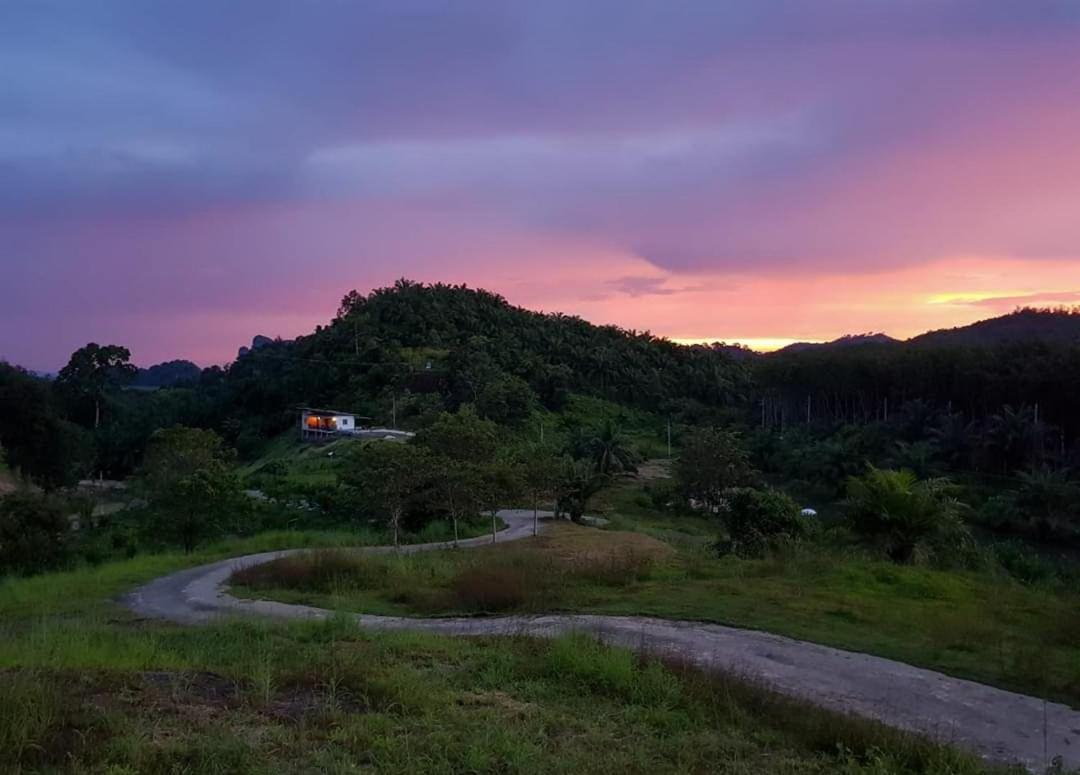 Viewpoint 2* Phang Nga