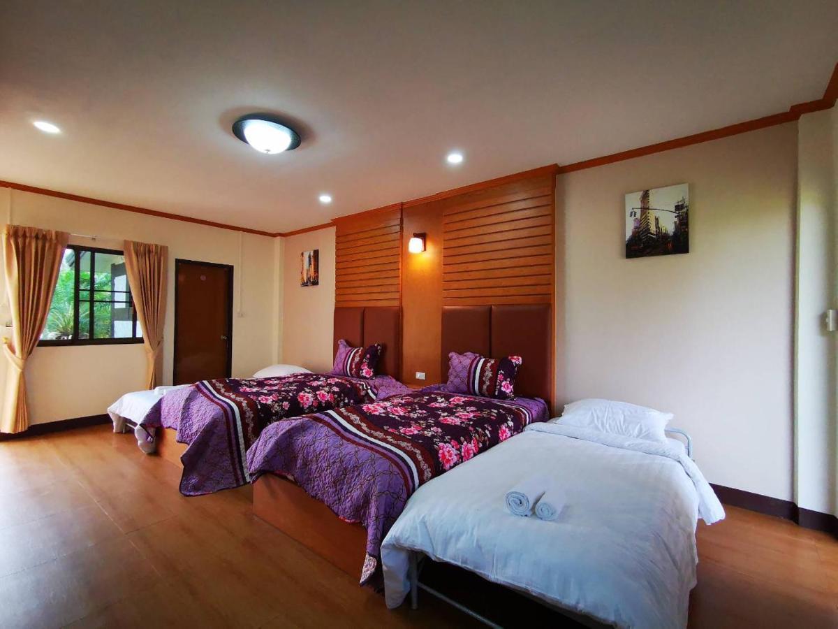 Rs Phong Riverside Resort