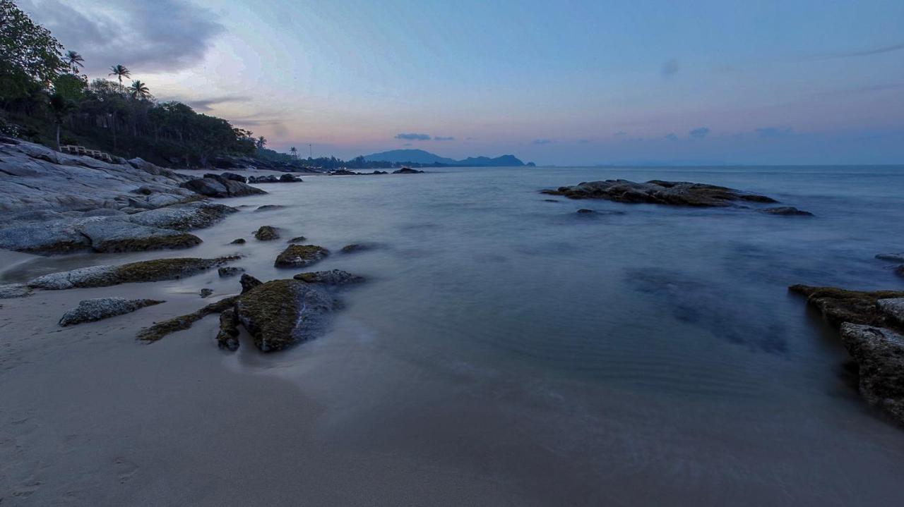Hill Khanom