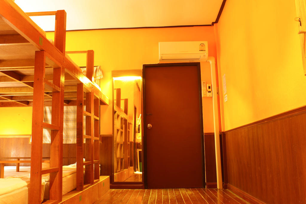 Yoghurt 3 Hostel *