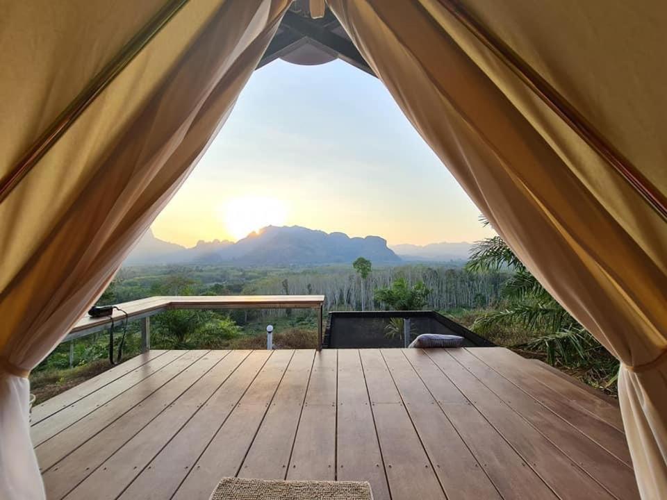 Por Sampao Camp&resort Acampamento *