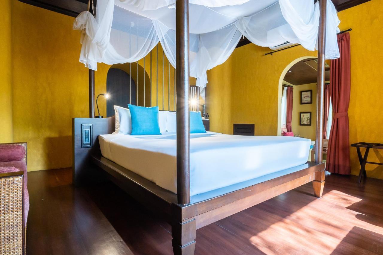 Paradee (adults Only) 5*