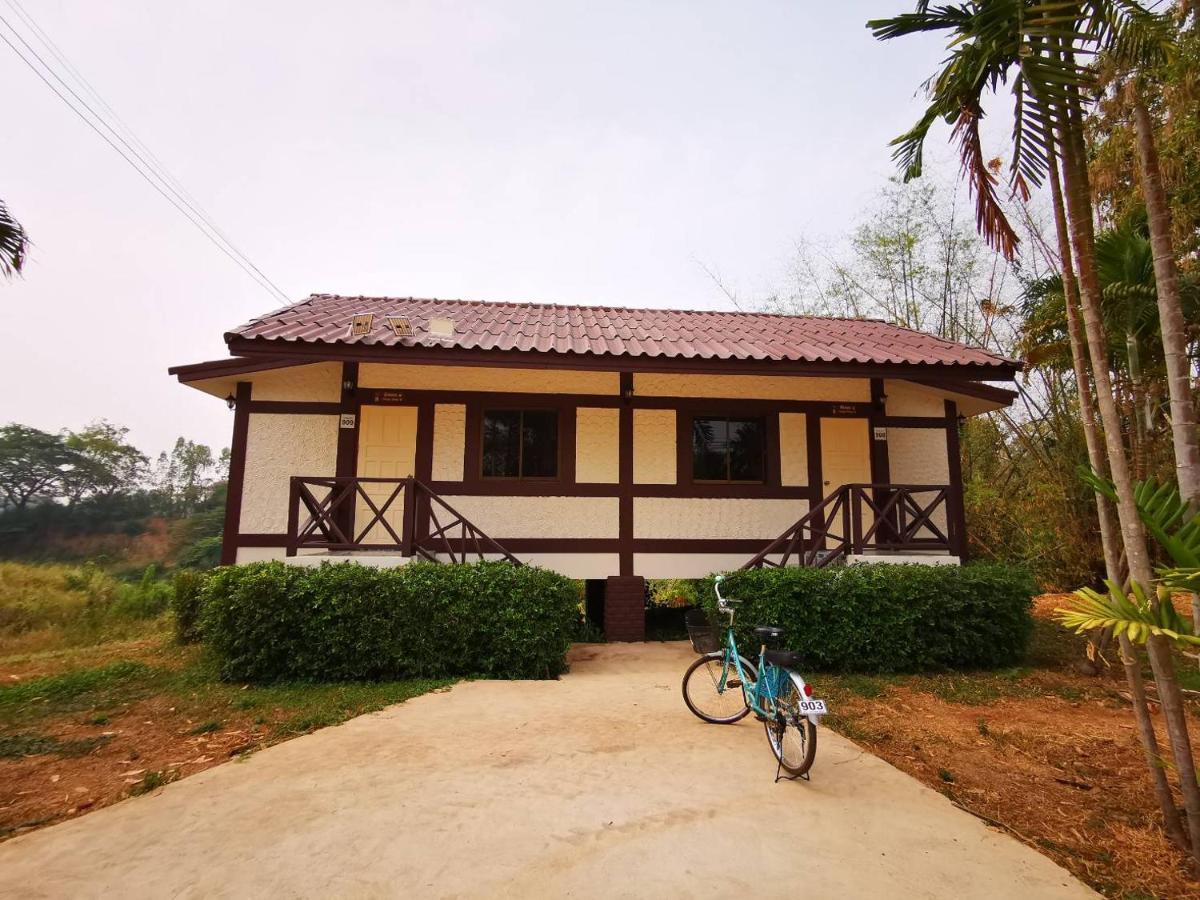 Rs Phong Riverside Resort *