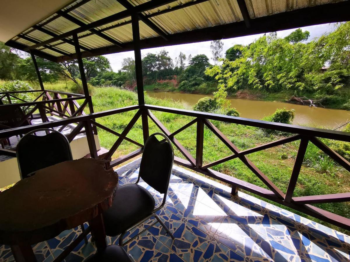Resort Rs Phong Riverside
