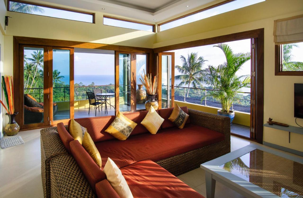 Crystal Villa *