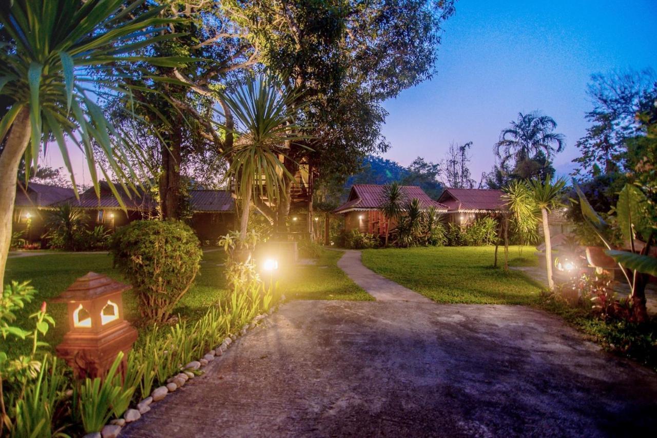 Resort Banviewnam & Ban Tha Pong Daeng