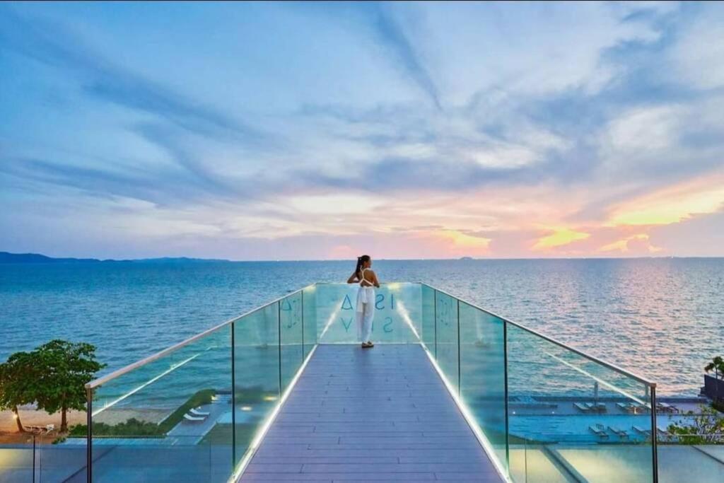 Veranda Pattaya Luxury Design Balcony With Seaview