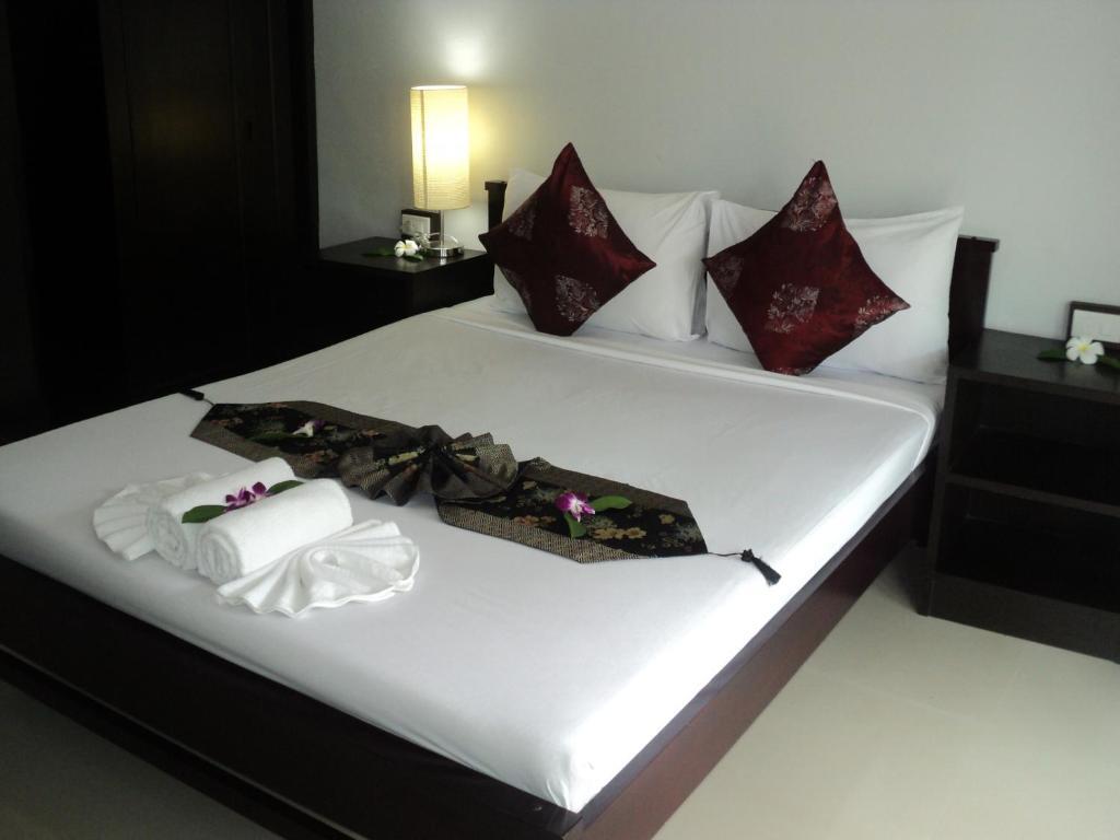 Sunrise Hotel Khanom