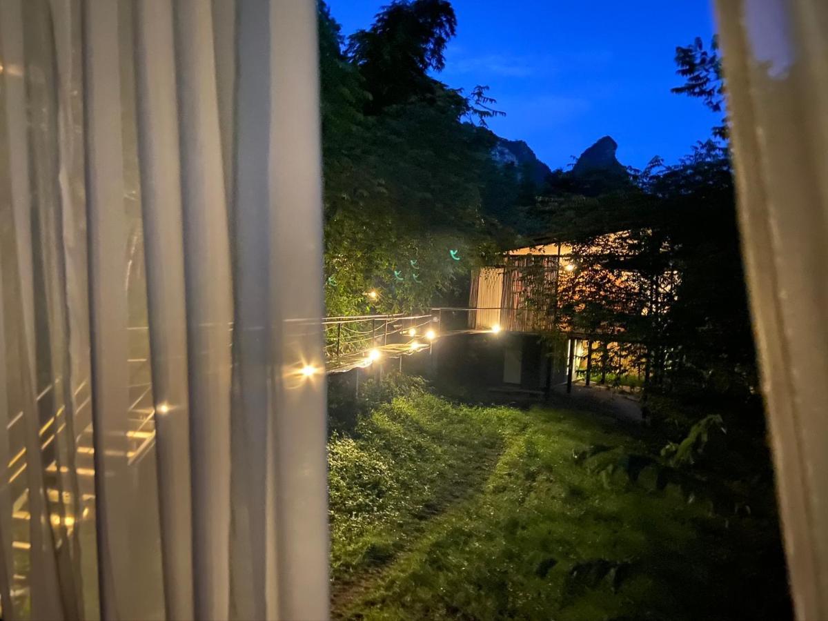 Tanoshi Glamping In Khao Sok Luxury tent