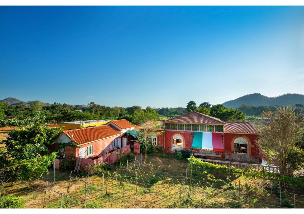 Davinci Di Khaoyai Hotel