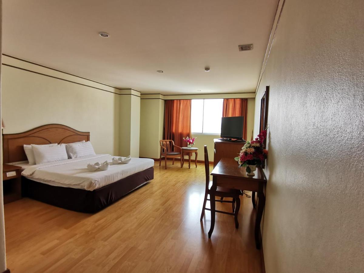 Hotel Morakot Twin Chumphon