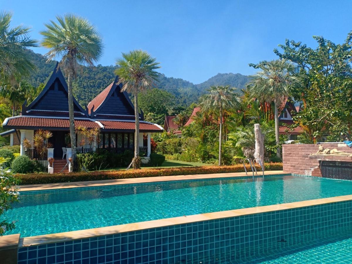 Gardenia Oceanfront *